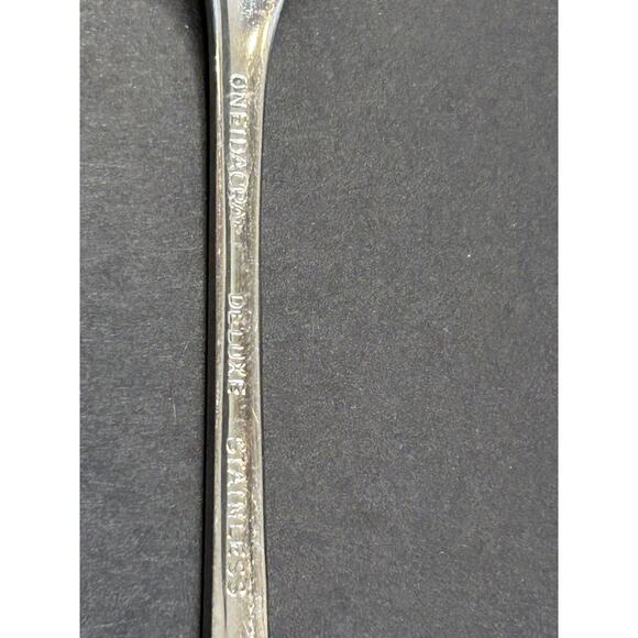 4x ONEIDACRAFT Deluxe Tempo COCKTAIL / SEAFOOD FORKS 6-1/8” Stainless Vintage - Picture 3 of 4